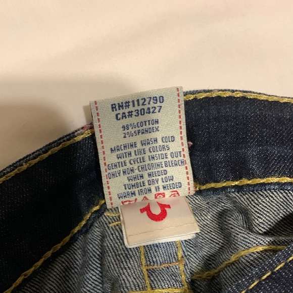NWOT Original True Religion Jeans in Blue with Form Fitted Fit - Picture 6 of 6
